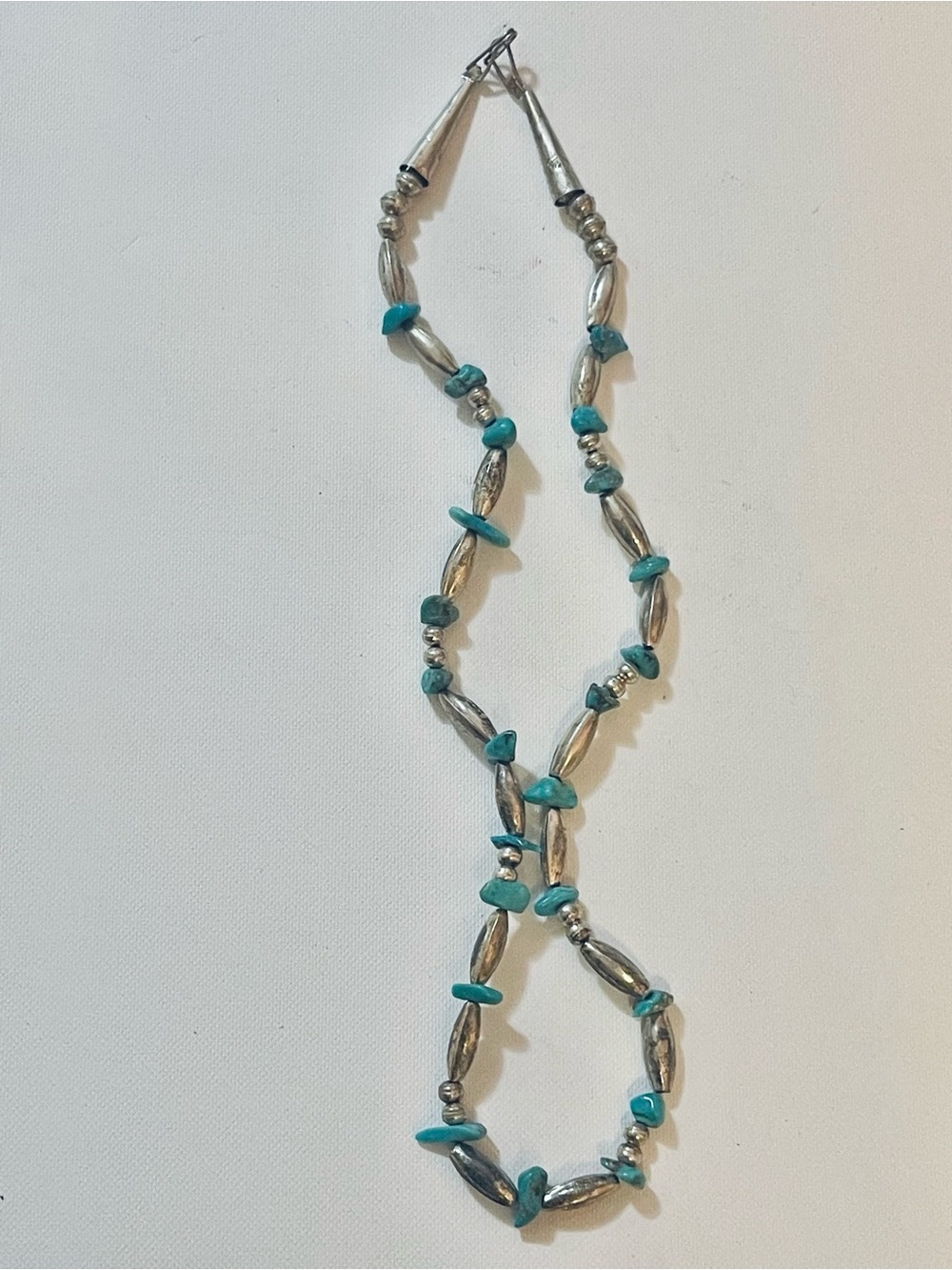 VTG OLD PAWN NAVAJO STERLING
Pearls Melon Beads Turquoise Necklace
SZ 21-22"
